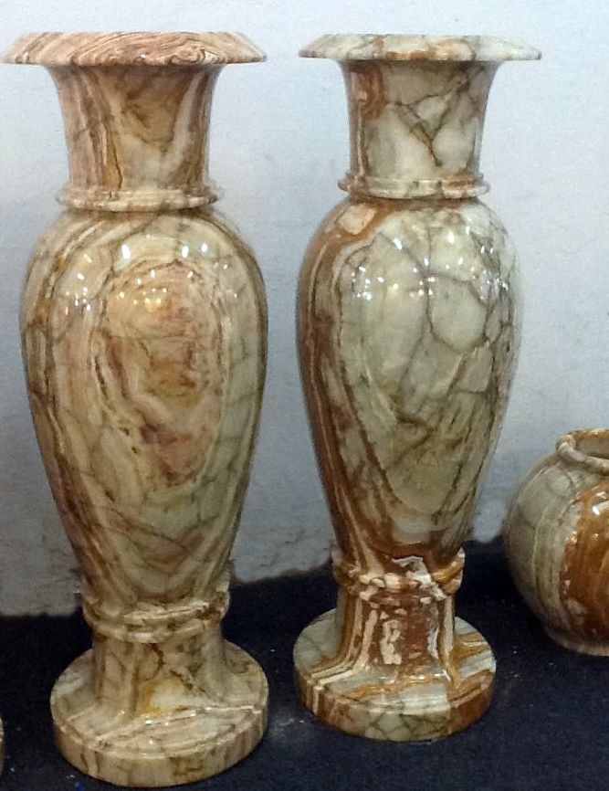 WEB APPLICATION Find all products in World