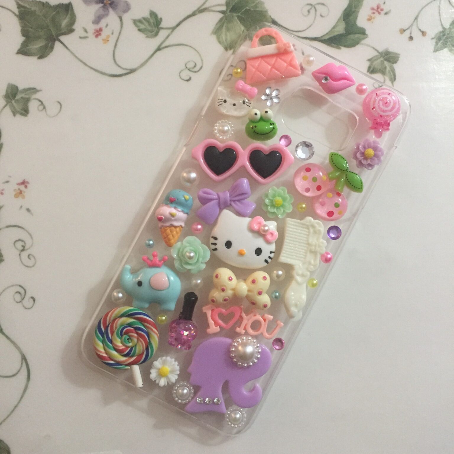 Mobile phone accessories Find all products in World